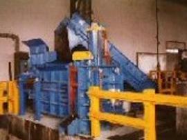 Schrottpaketierpresse CPS180